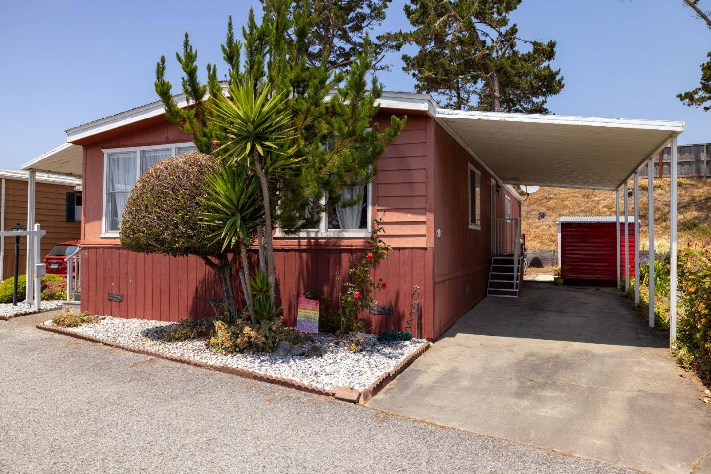 Half Moon Bay, CA 94019,120 Oceanview Ave #120
