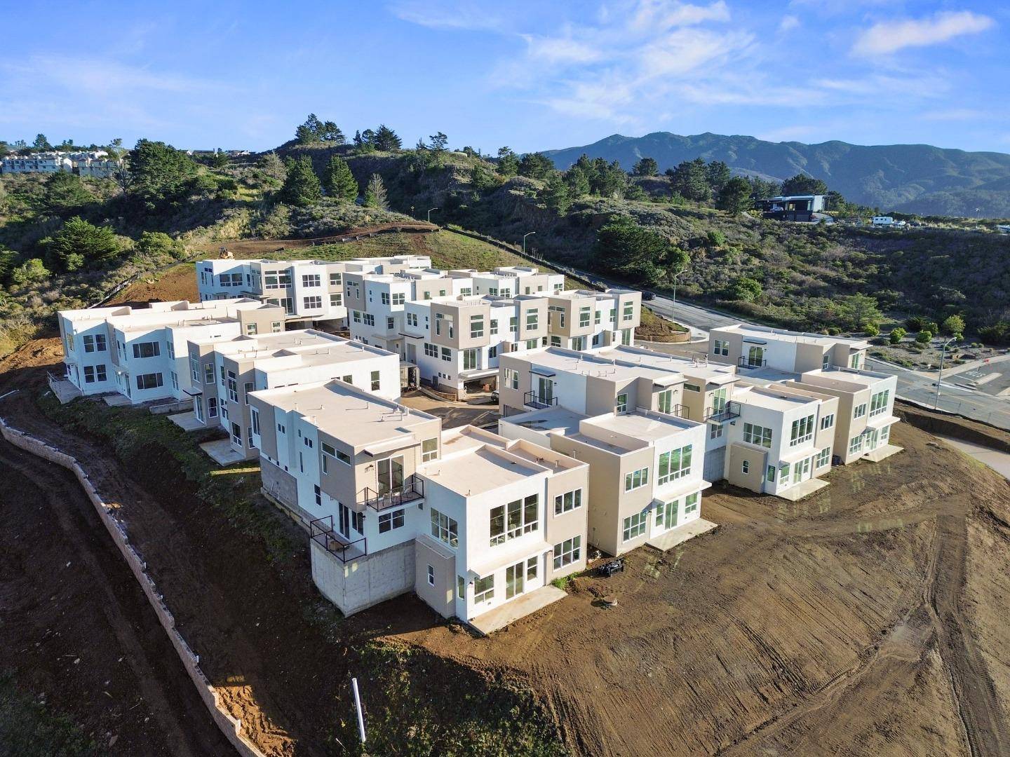 Pacifica, CA 94044,831 Fassler Avenue