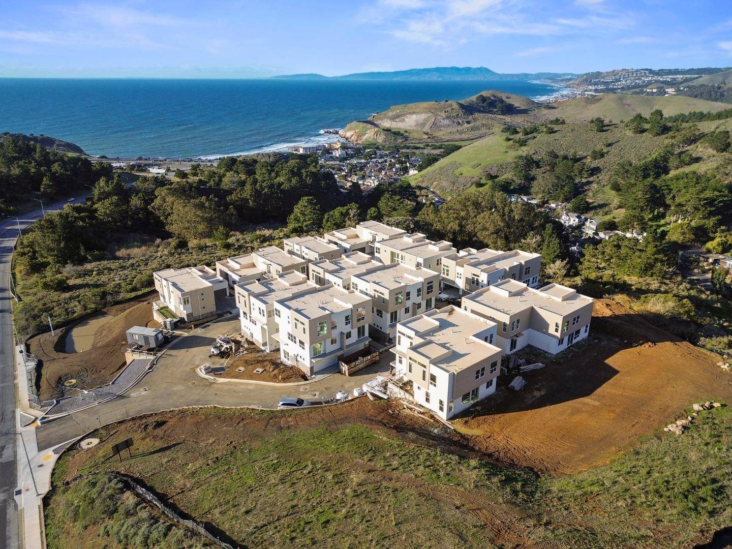 Pacifica, CA 94044,831 Fassler Avenue