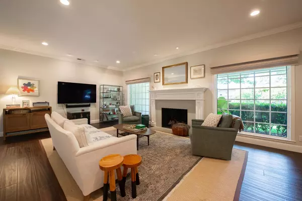 Menlo Park, CA 94025,1360 Elder Avenue