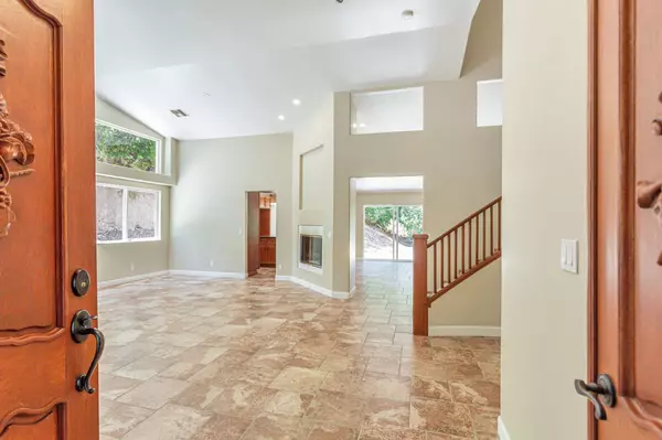 Carmel Valley, CA 93924,60 Toyon Way