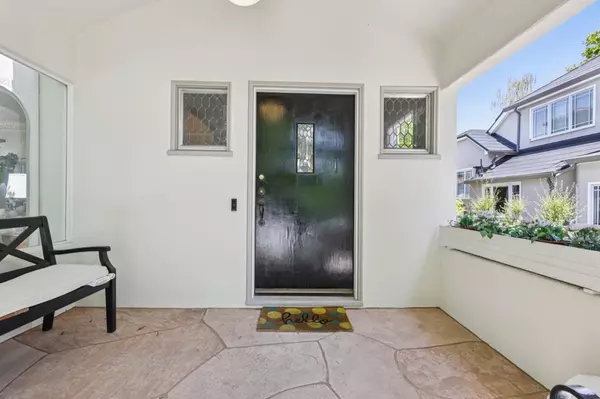 Burlingame, CA 94010,2404 Hillside Drive