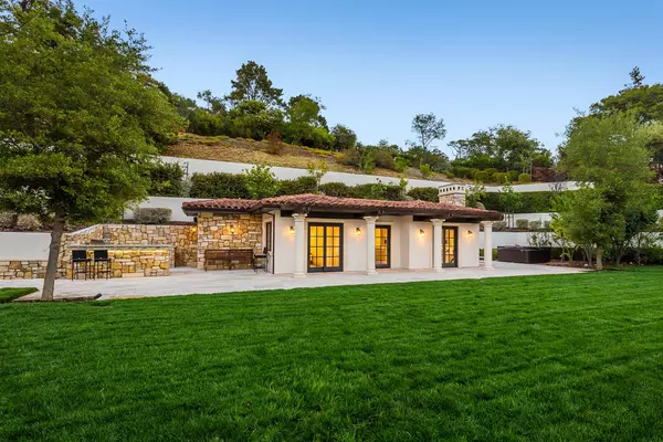 414 Pinehill Road, Hillsborough, CA 94010