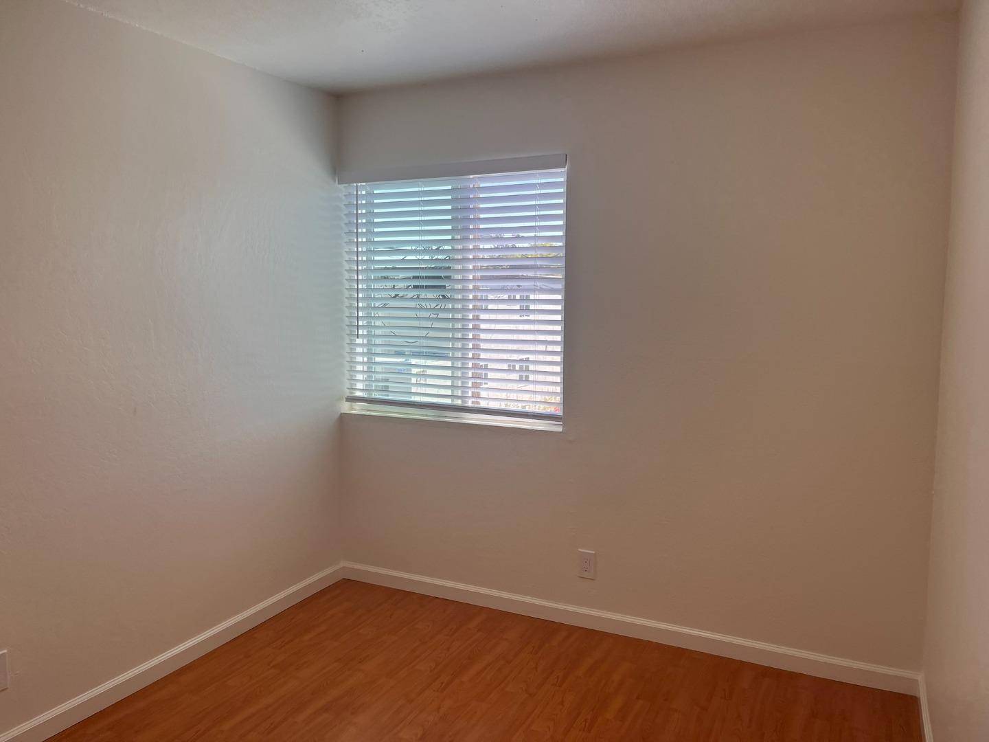 Cupertino, CA 95014,10162 Beardon Drive #4