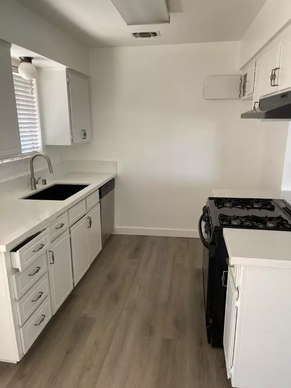 Visalia, CA 93277,4438 W Feemster Avenue