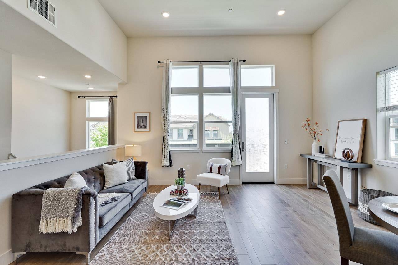 Fremont, CA 94539,47342 Mission Falls Court