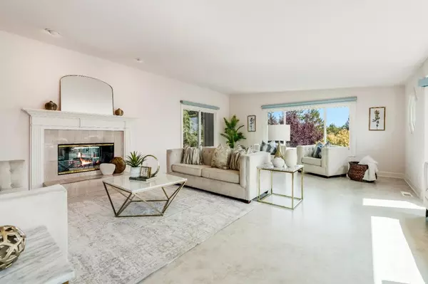3920 Lakemead Way,  Redwood City,  CA 94062