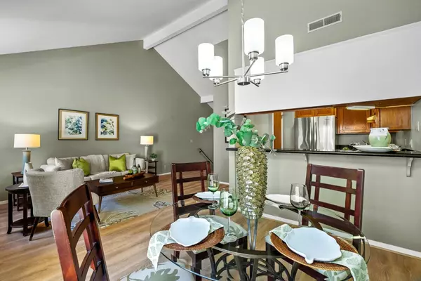 Scotts Valley, CA 95066,29 Arabian Way