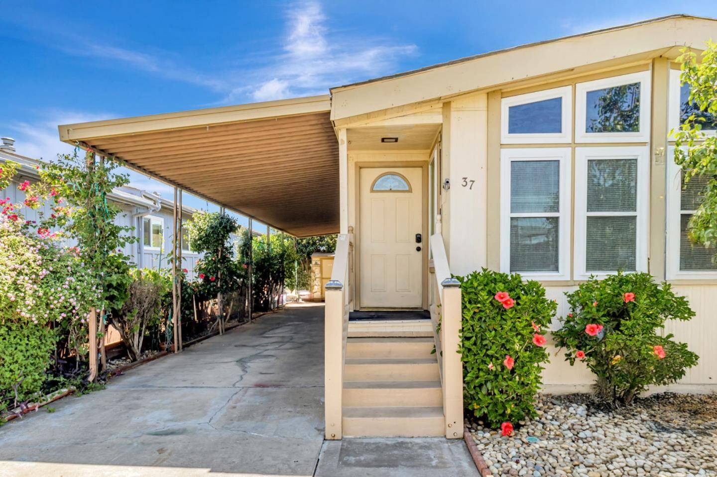 812 W Clover Road #37, Tracy, CA 95376