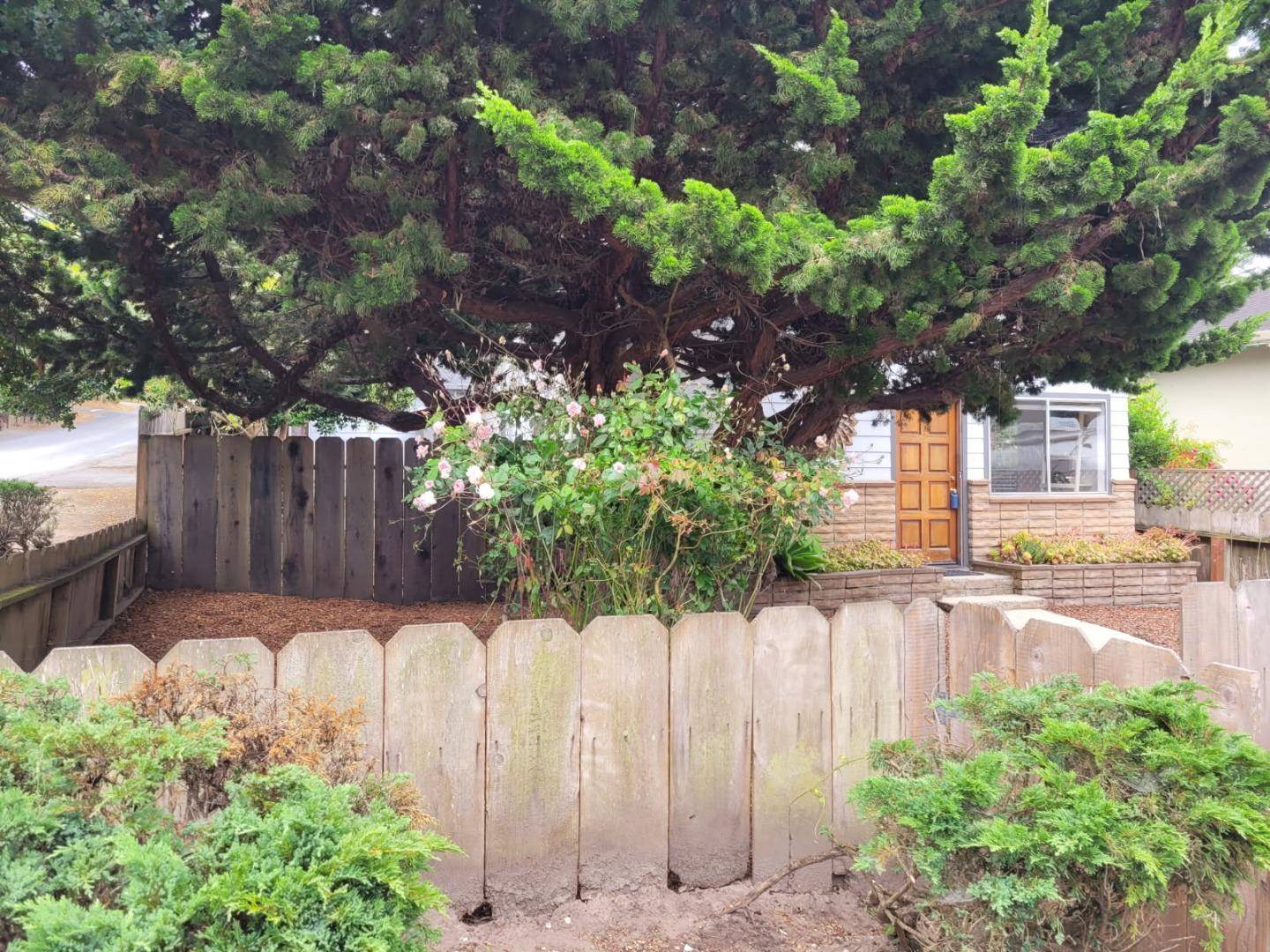 1201 David Avenue, Pacific Grove, CA 93950