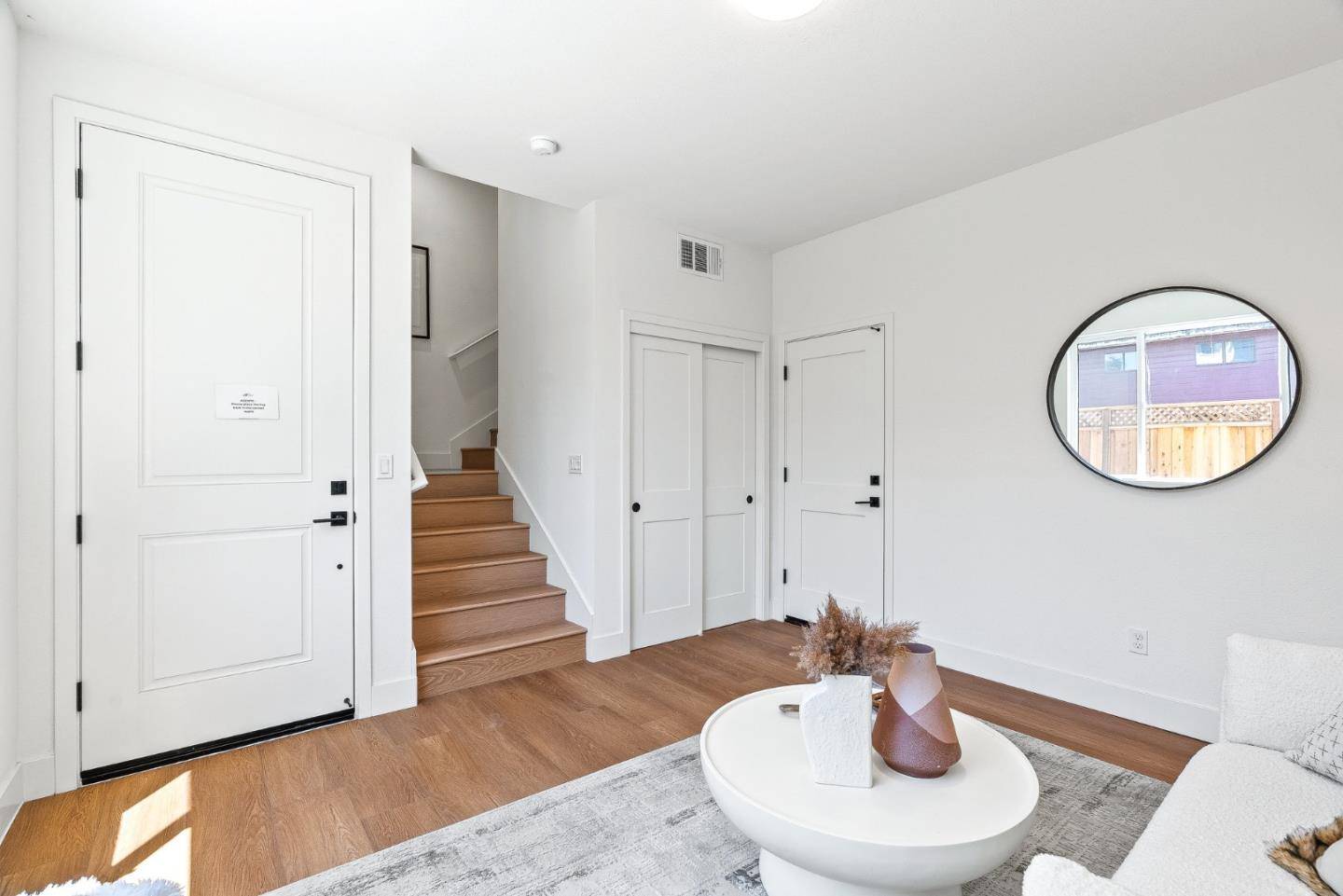 Redwood City, CA 94061,931 Woodside Road