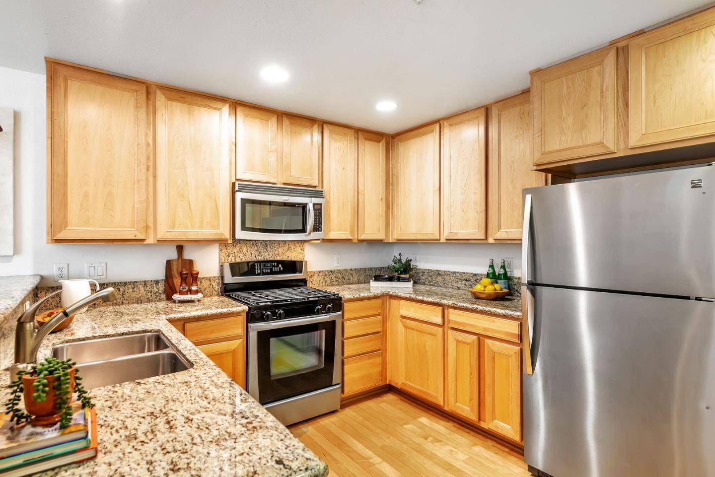 San Jose, CA 95110,87 Bassett Street