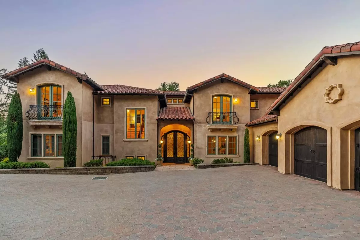 Los Altos Hills, CA 94022,11860 Francemont Drive