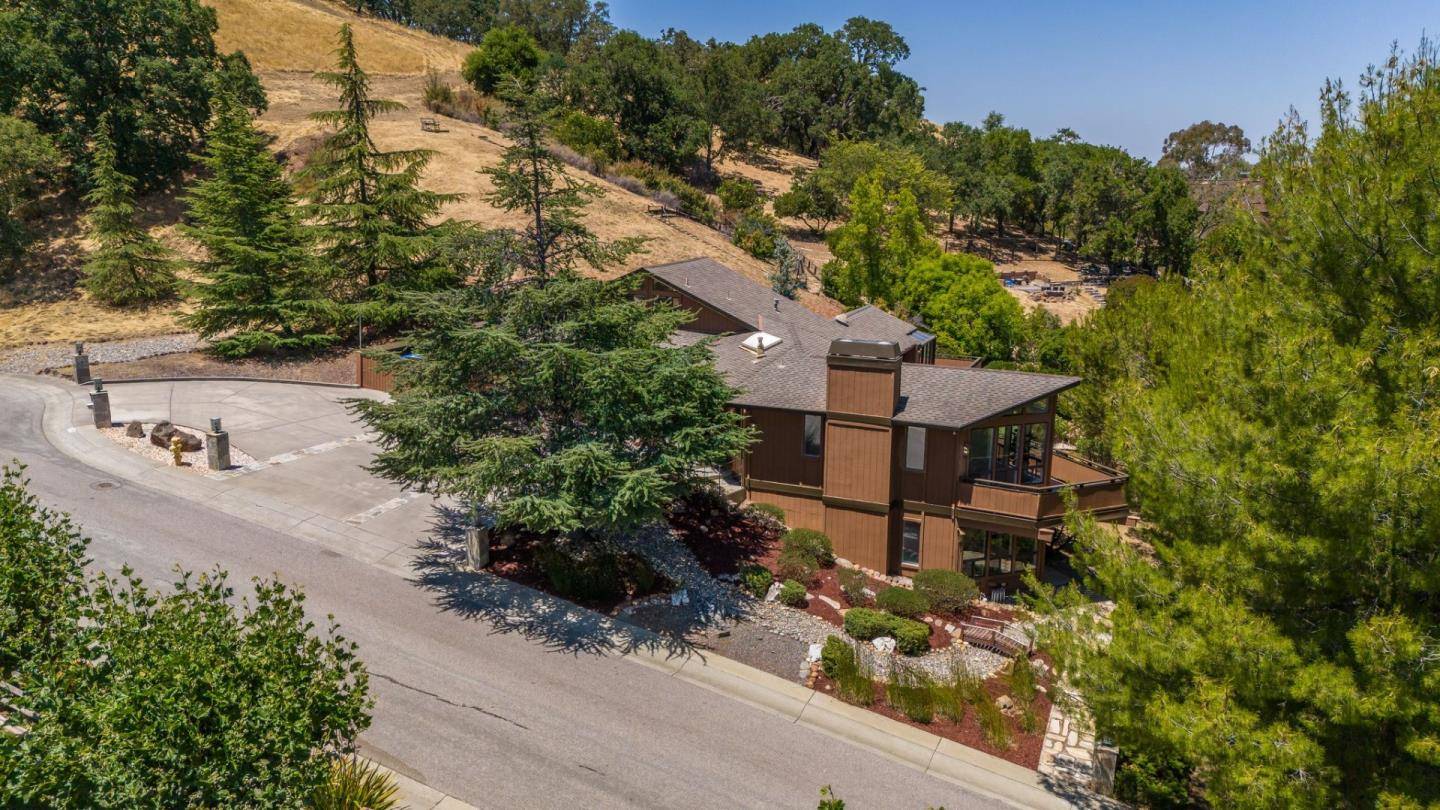 Saratoga, CA 95070,12391 Farr Ranch Court
