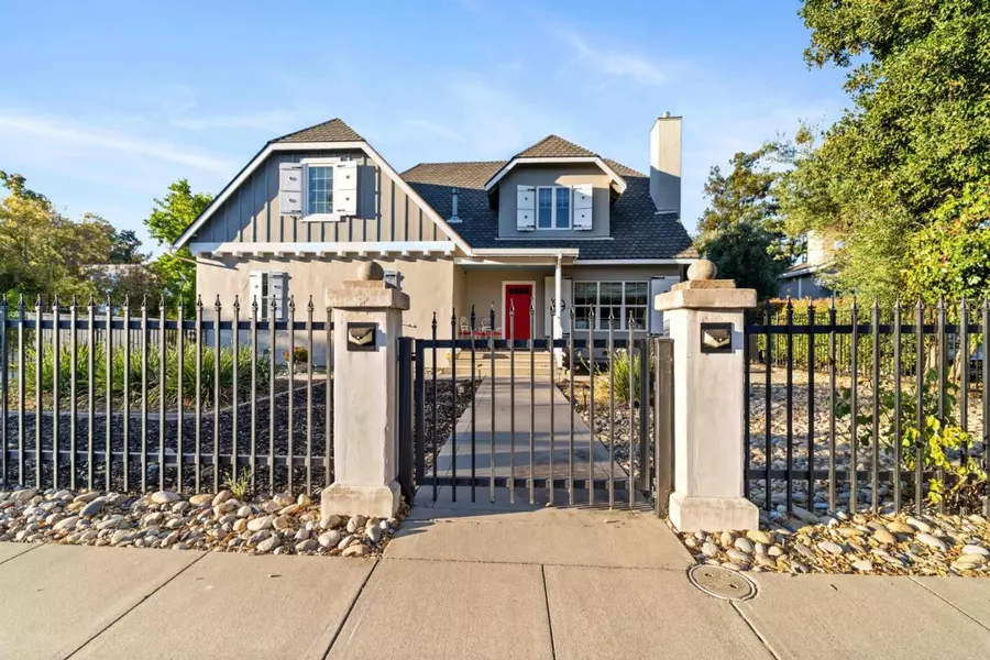16973 Roberts Road, Los Gatos, CA 95032