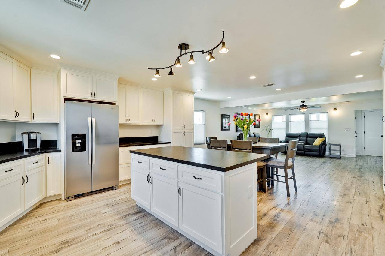 118 Cherry Avenue, South San Francisco, CA 94080