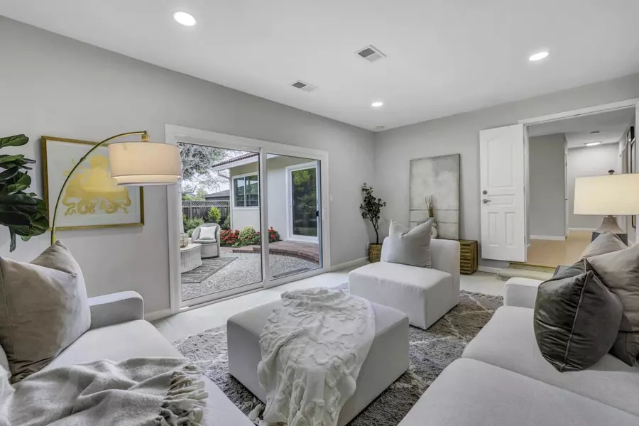 811 W Remington Drive, Sunnyvale, CA 94087
