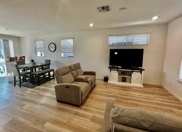 Sacramento, CA 95842,5517 Malibu Palm Court