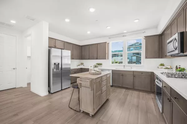 Gilroy, CA 95020,1387 Ores Way