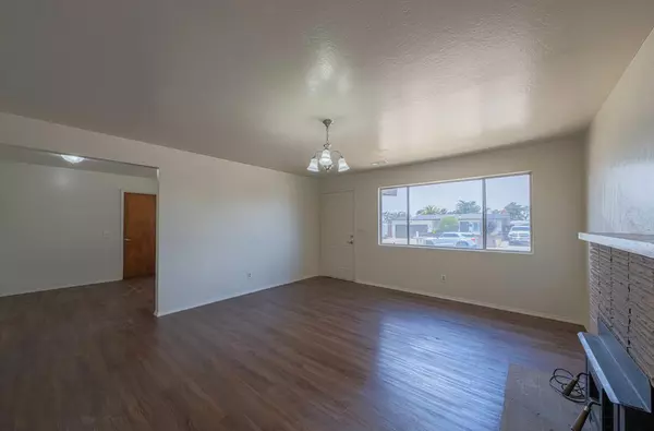 Marina, CA 93933,3114 Flower Circle