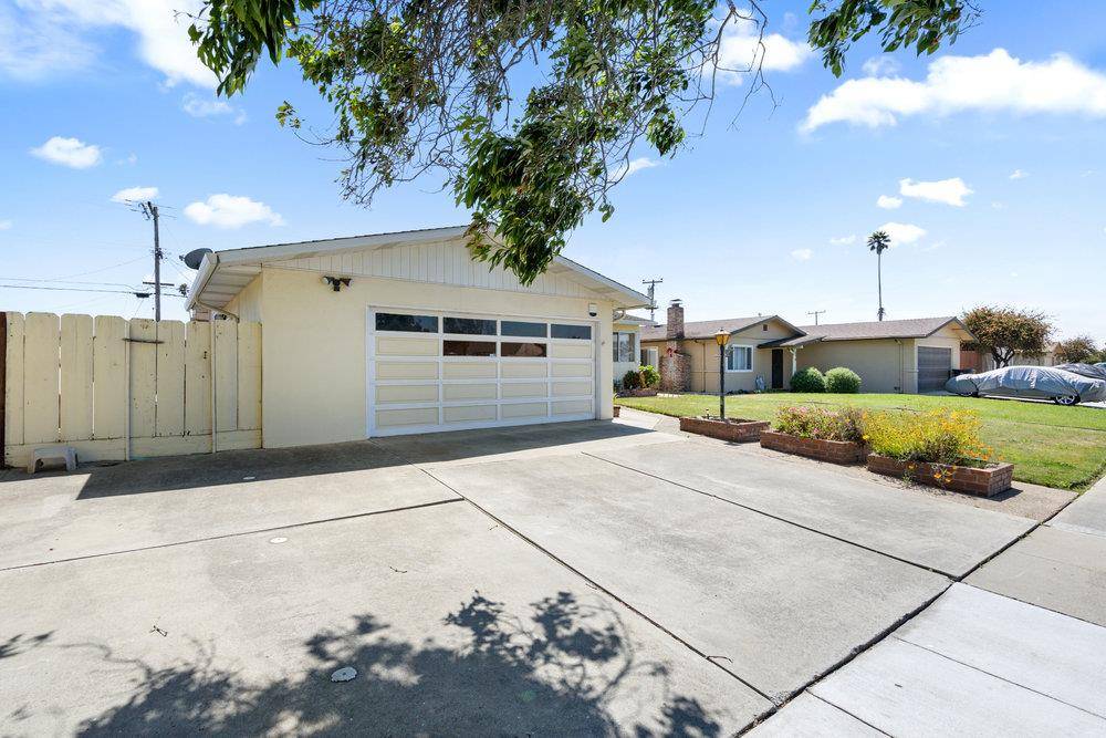 Salinas, CA 93906,582 E Alvin Drive