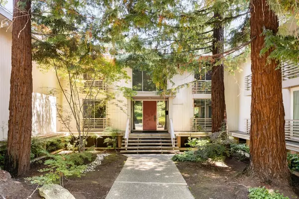 1100 Sharon Park Drive #29, Menlo Park, CA 94025