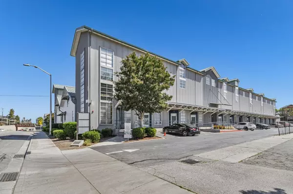 1777 Lafayette Street #105, Santa Clara, CA 95050