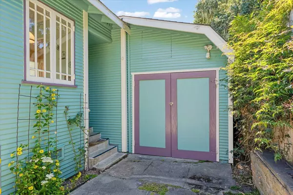 Pacific Grove, CA 93950,311 Cedar Street