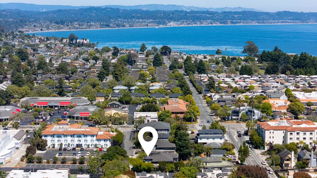 3900 Alameda Avenue #C, Capitola, CA 95010