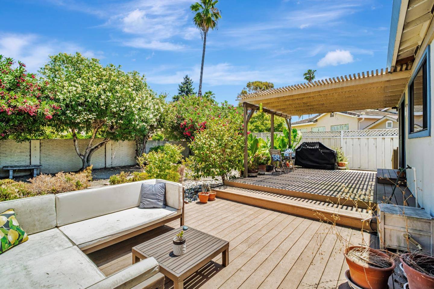 Fremont, CA 94539,40204 Hacienda Court