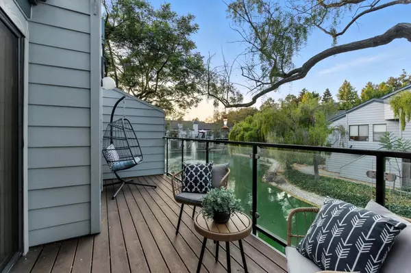 Mountain View, CA 94043,905 W Middlefield Road #974