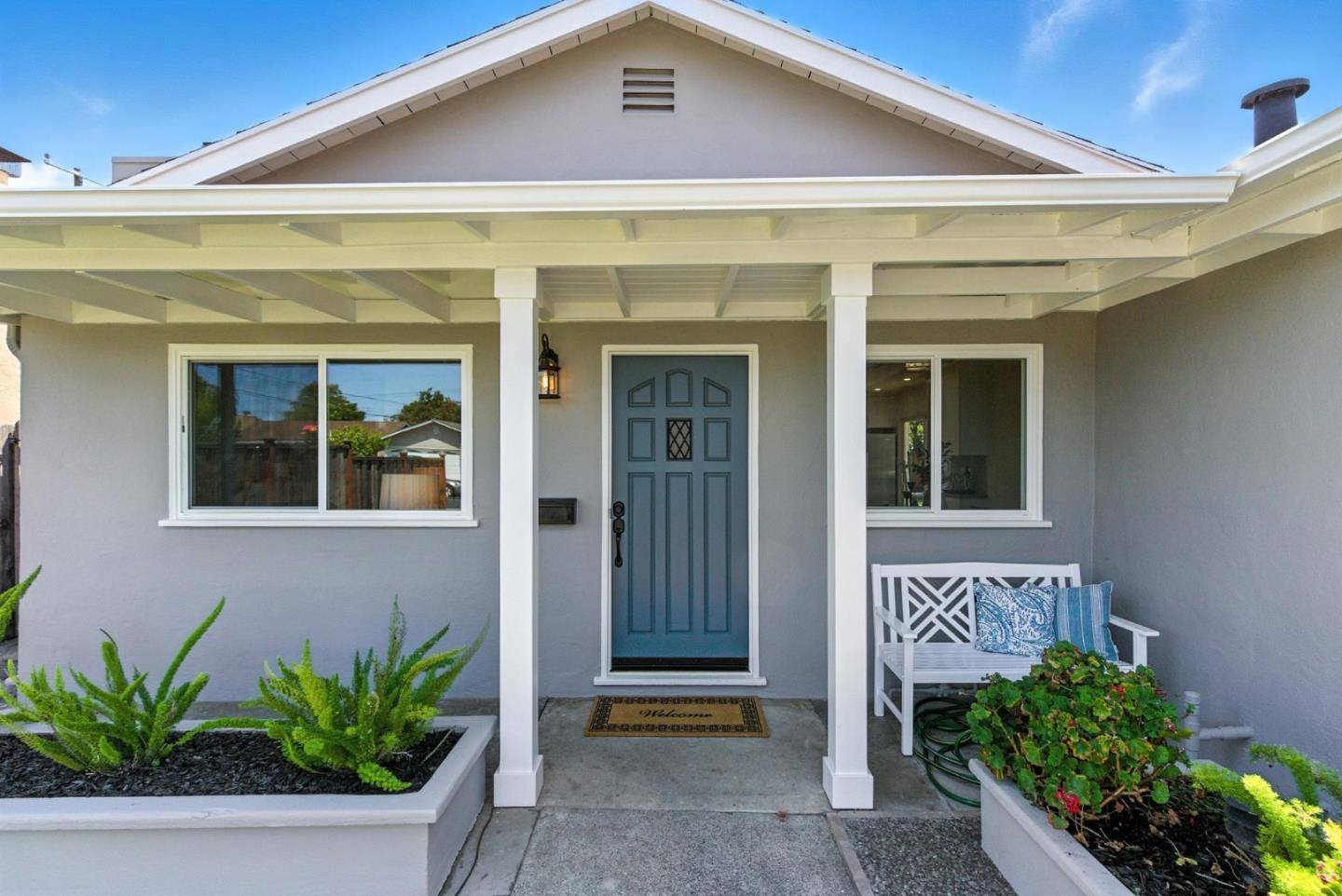 Belmont, CA 94002,417 Hiller Street