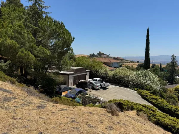 San Jose, CA 95127,10060 Bon Vista Court