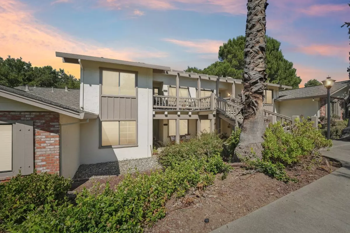 San Jose, CA 95135,5286 Cribari Heights