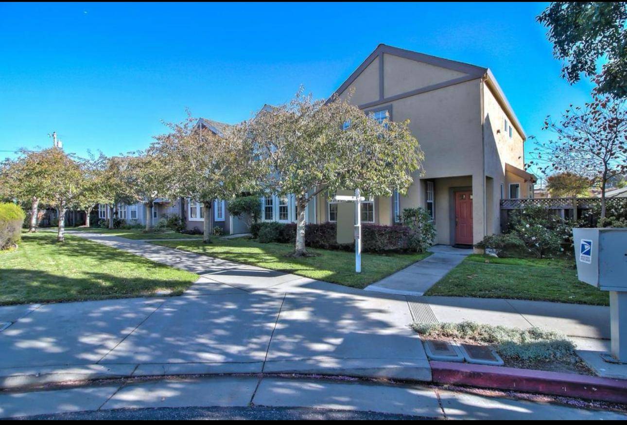 Santa Cruz, CA 95060,309 Village Circle