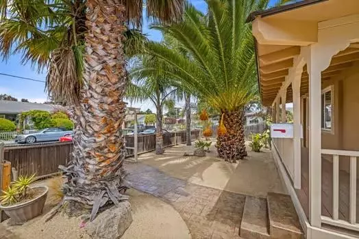 Monterey, CA 93940,425 Alcalde Avenue