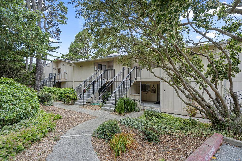 250 Forest Ridge Road #5, Monterey, CA 93940