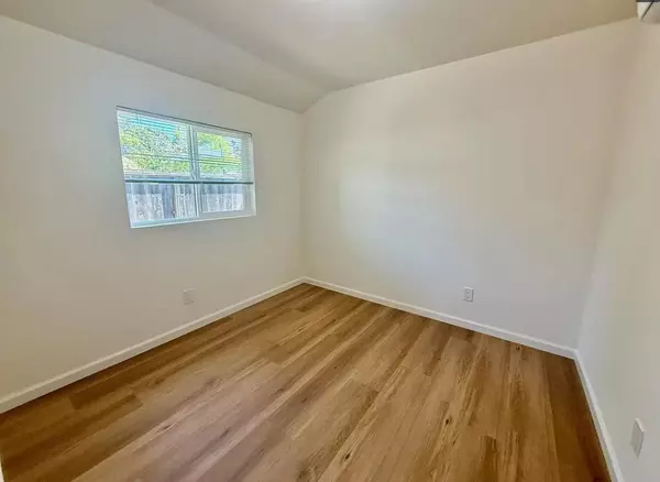 Mountain View, CA 94041,717 Ehrhorn Avenue