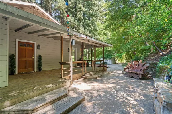 Los Gatos, CA 95033,20246 Gist Road