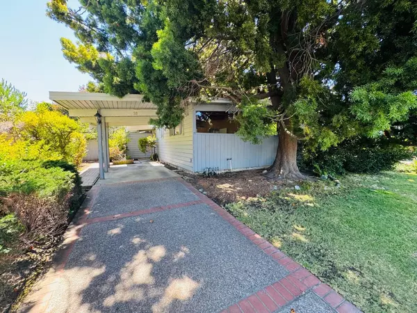 Palo Alto, CA 94306,26 Roosevelt Circle