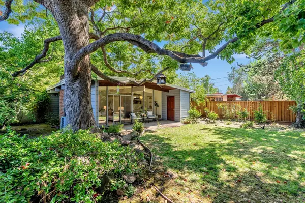 26 Roosevelt Circle, Palo Alto, CA 94306