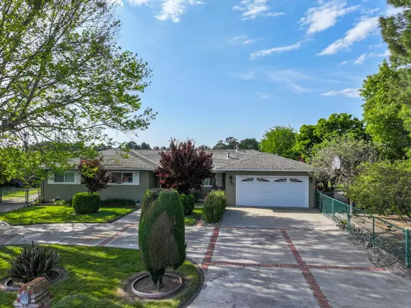 1355 King George Court, San Martin, CA 95046