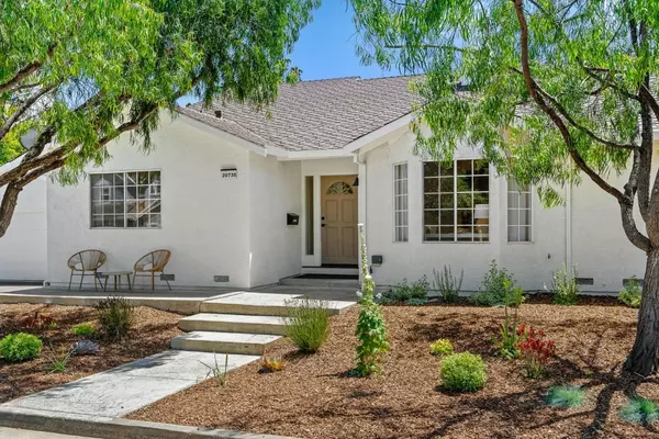 20730 Dunbar Drive, Cupertino, CA 95014