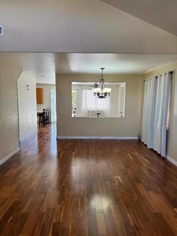 Soledad, CA 93960,949 Terraza Street