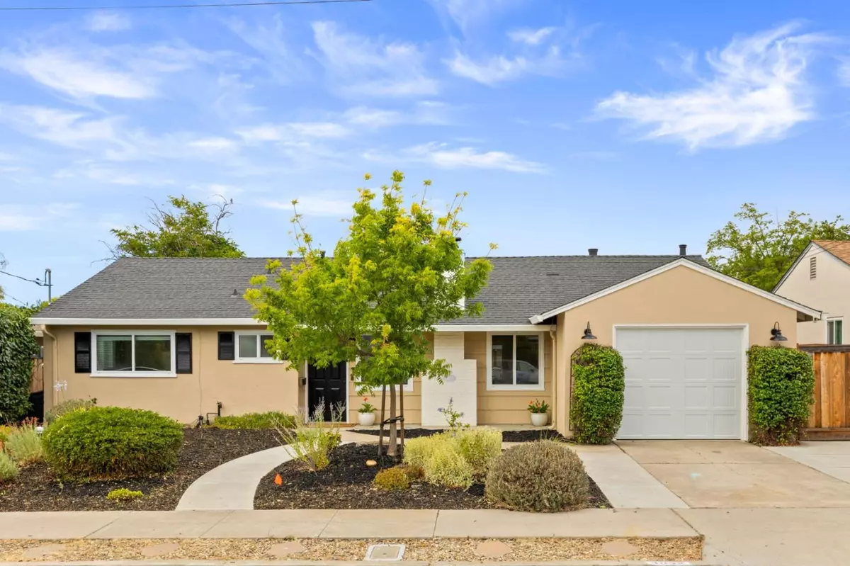 Livermore, CA 94550,3832 Princeton Way