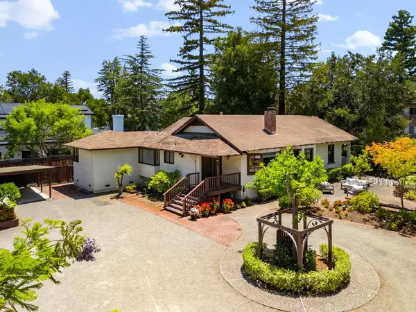 17 Oak Street, Los Altos, CA 94022