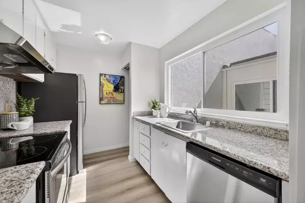 San Mateo, CA 94403,1919 Alameda De Las Pulgas #38