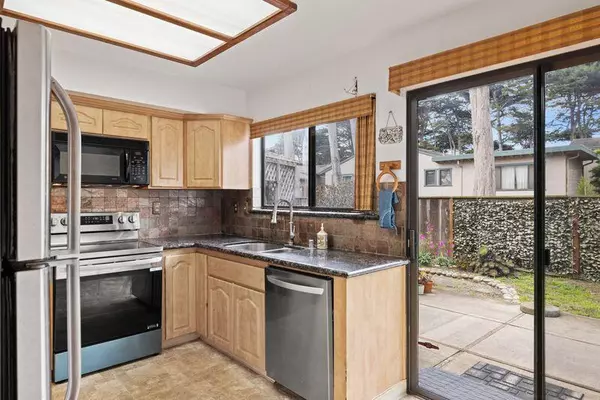 Marina, CA 93933,126 Cypress Lakes Court