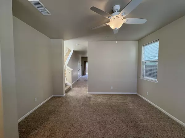 Greenfield, CA 93927,1288 Sycamore Street