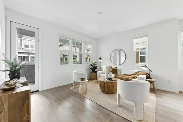 Mountain View, CA 94043,3410 Pyramid Way